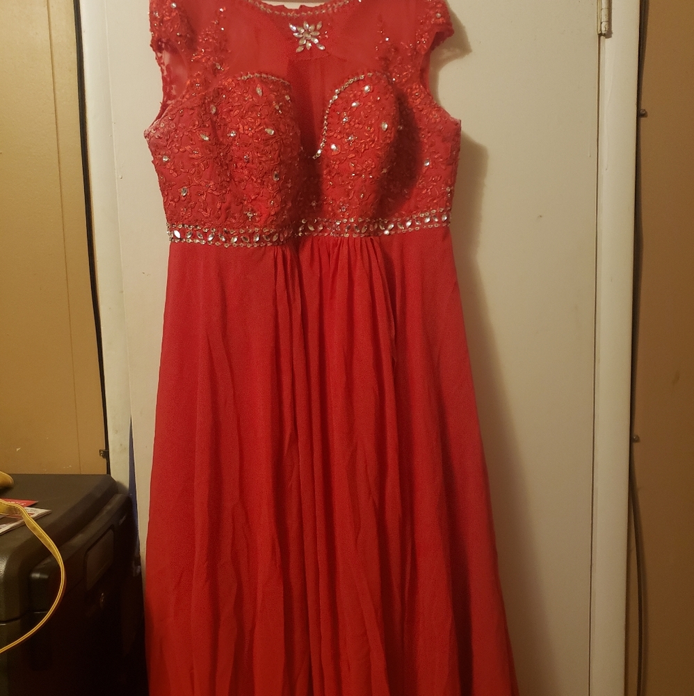 Formal / Prom Dress
